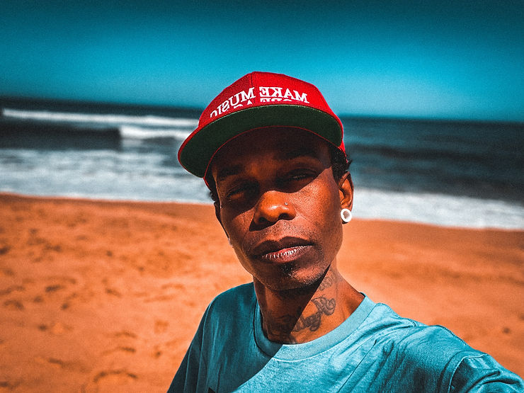 St Andrews Beach mentorship outing — music mentor and artist learning connection